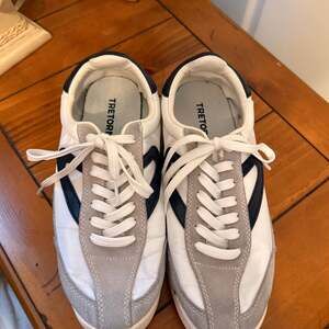Tretorn Rawlins 2.0 Women's White & Navy Sneakers